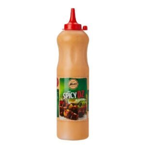 Bouteille de sauce épicée BBQ avec distributeur rouge, idéale pour assaisonner viande, poulet ou barbecue, offrant une saveur piquante et parfumée.