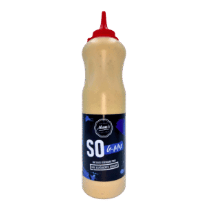 Sauce mayonnaise en bouteille, idéale pour barbecue et sandwichs, logo "Mum's" sur étiquette bleue et noire, condiment crémeux et savoureux.