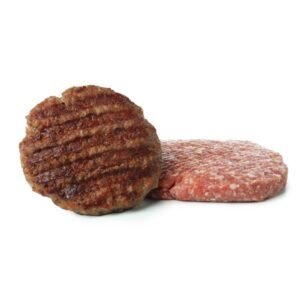 Viande hachée de bœuf et steak haché frais, préparés pour burger ou cuisine, illustration de la qualité en alimentation.